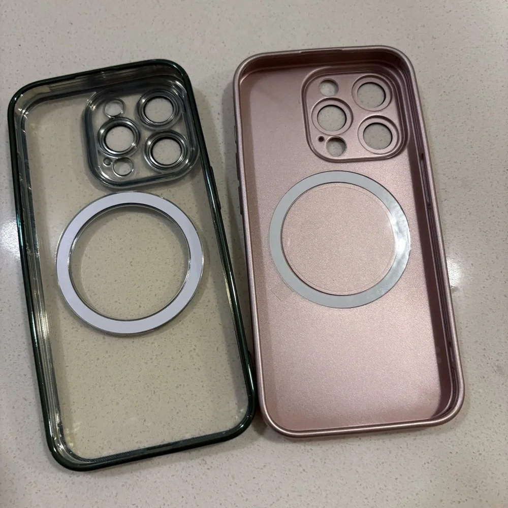 iPhone 15 Pro MagSafe Phone Case - Green and Pink